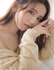 美女淫图-双手攀上两团少女峰奇幻片免费
